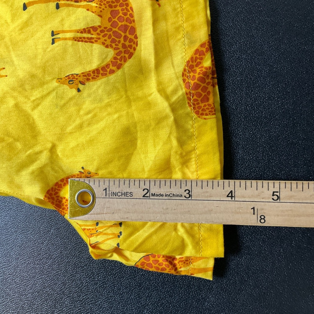 ModCloth Shorts Women M Yellow Cotton Giraffe Print High Rise Quirky Whimsical - Picture 9 of 11
